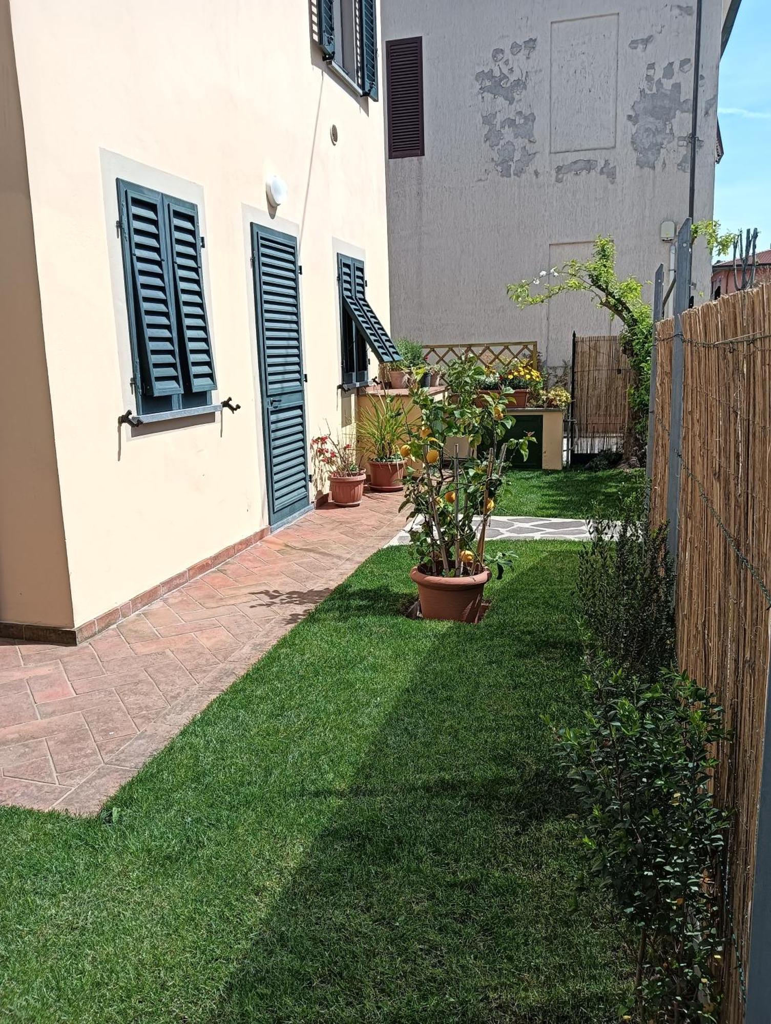 Casa Vacanze Rustico Di Corte Capannori Exterior foto